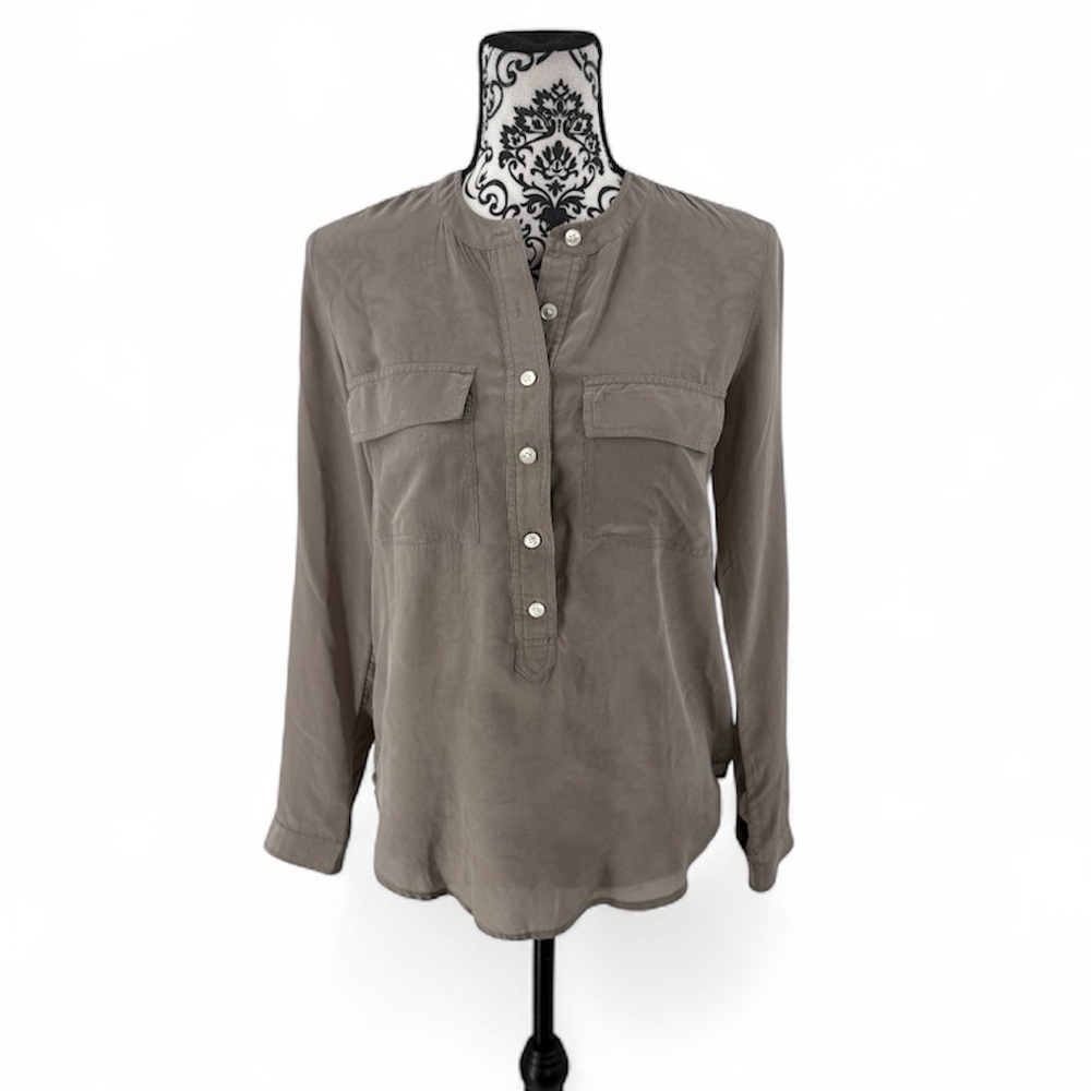 Banana Republic 100% Silk Taupe Blouse XS – Luxury Minimalist Long Sleeve Top